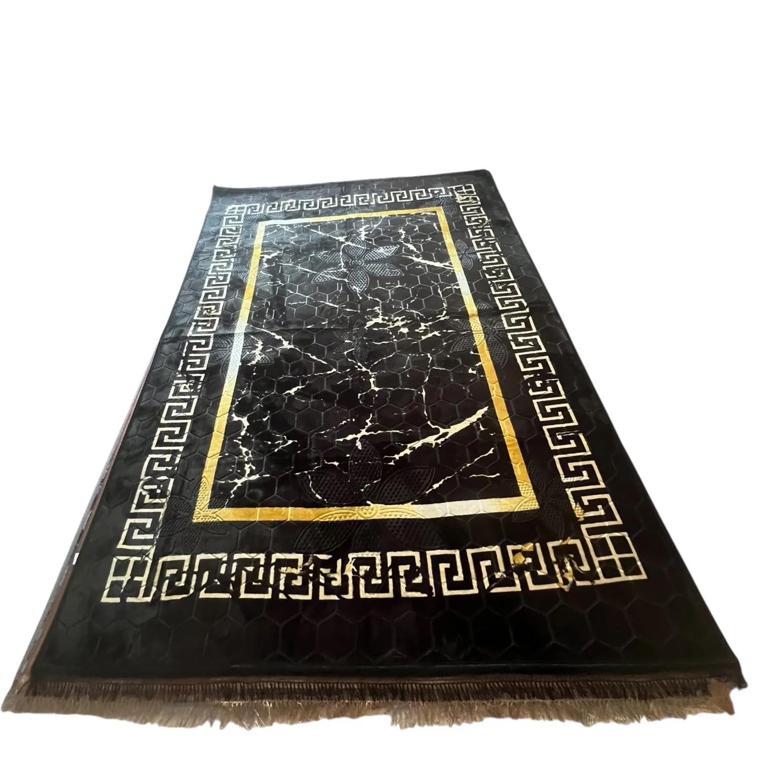 Alfombra Clásica Negra y detalles Dorados con Cenefa de Inspiración Oriental – Estilo Árabe - Image 3