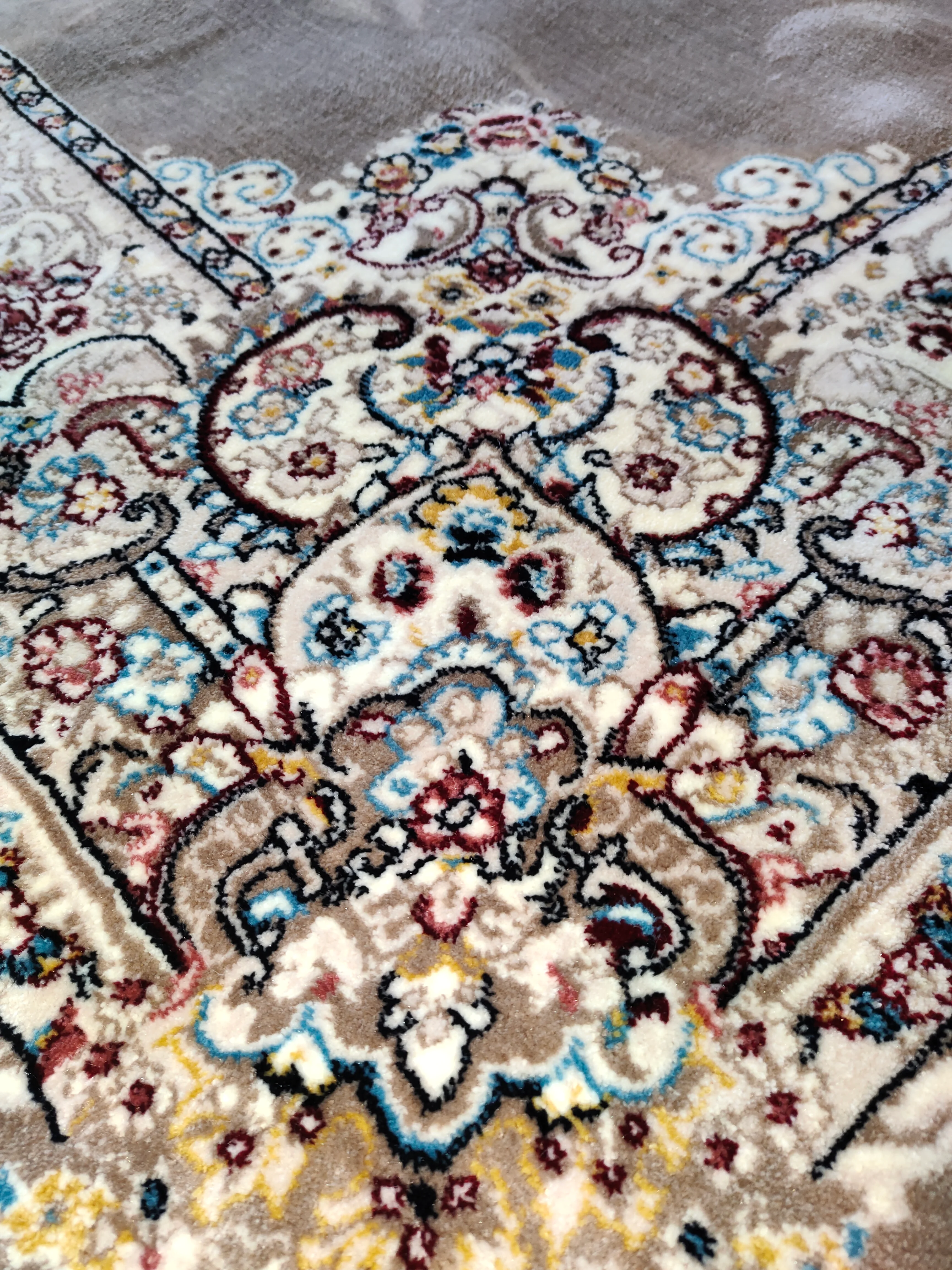 Alfombra Diseño Turca Marrón con Detalles en Marrón – Estilo Tradicional Turco - Image 4