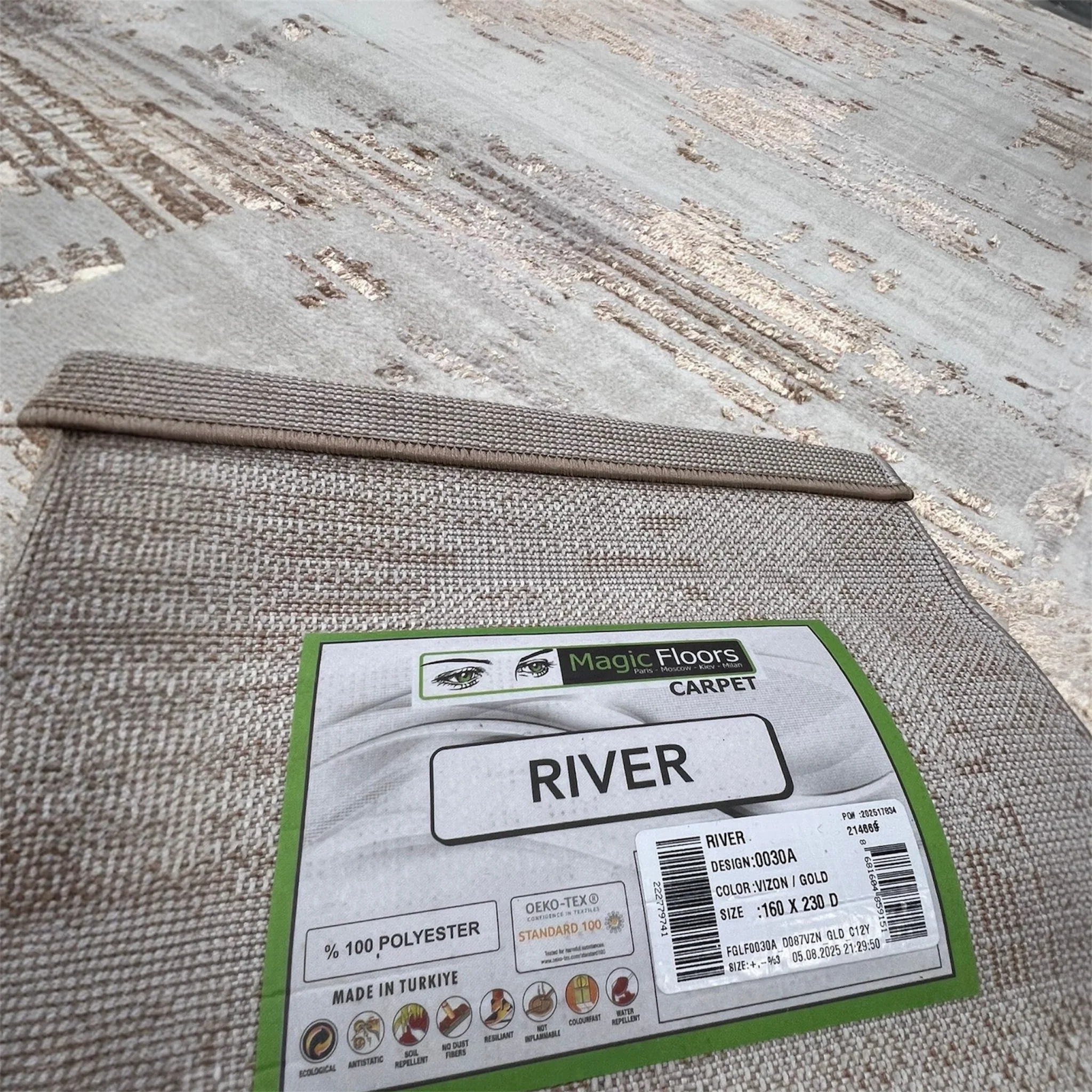 Alfombra River – Estilo moderno con efecto elegante y luminoso - Image 5