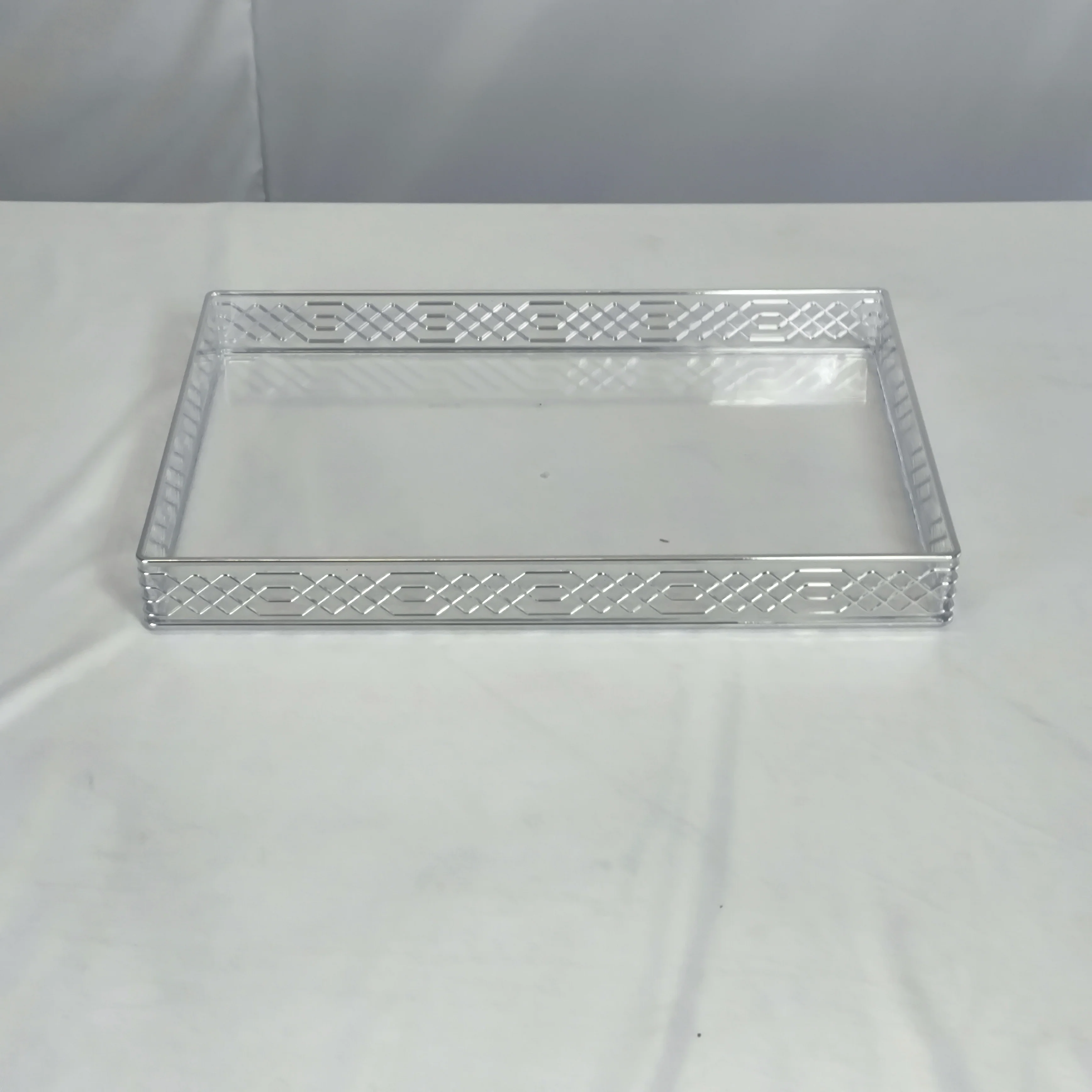 Bandeja Acrílica Transparente Rectangular – Organizadora y Decorativa - Image 4