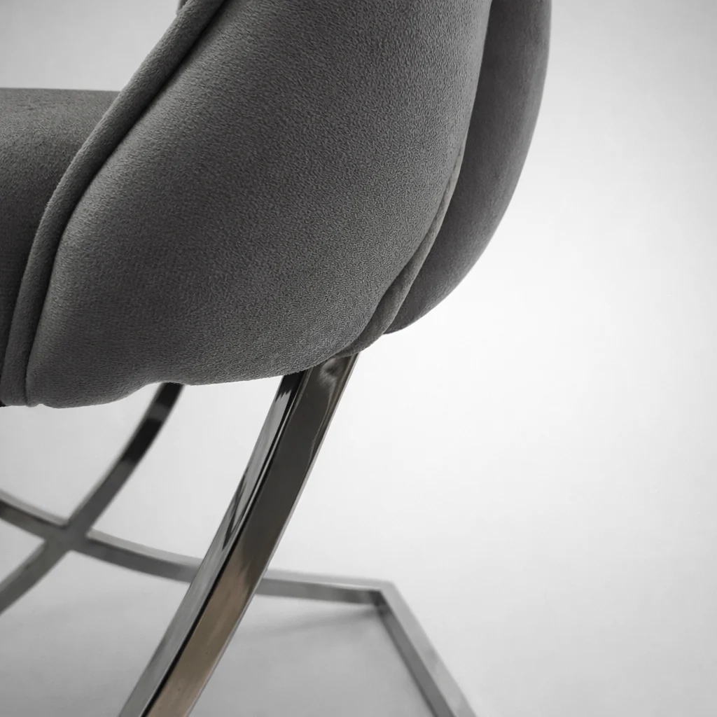 🩶✨ Silla Clower 05 en GRIS CLARO (Perla / Humo Suave) con Base Cromada ✨🪞 - Image 6