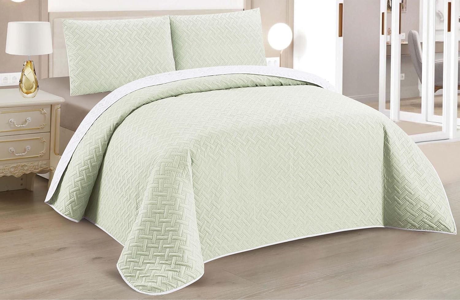 Colcha Boutis para Primavera y Verano Bicolor Reversible Liso - MODELO CUADRITOS COLOR VERDE