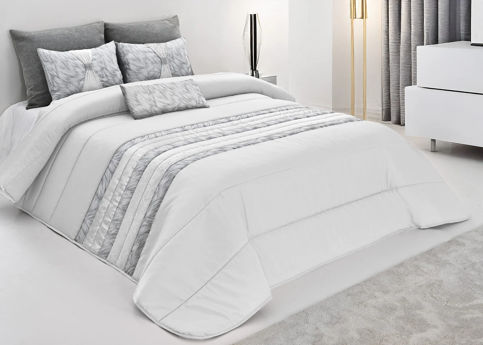 Colcha TROPICAL Elegante – Conjunto Decorativo con Tres Almohadas, 250 x 260 cm - COLOR BLANCO