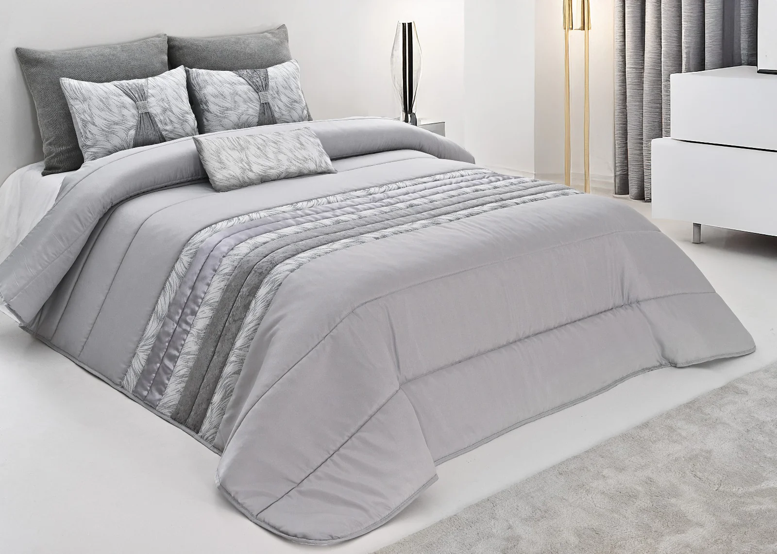 Colcha TROPICAL Elegante – Conjunto Decorativo con Tres Almohadas, 250 x 260 cm - COLOR GRIS FLOJO