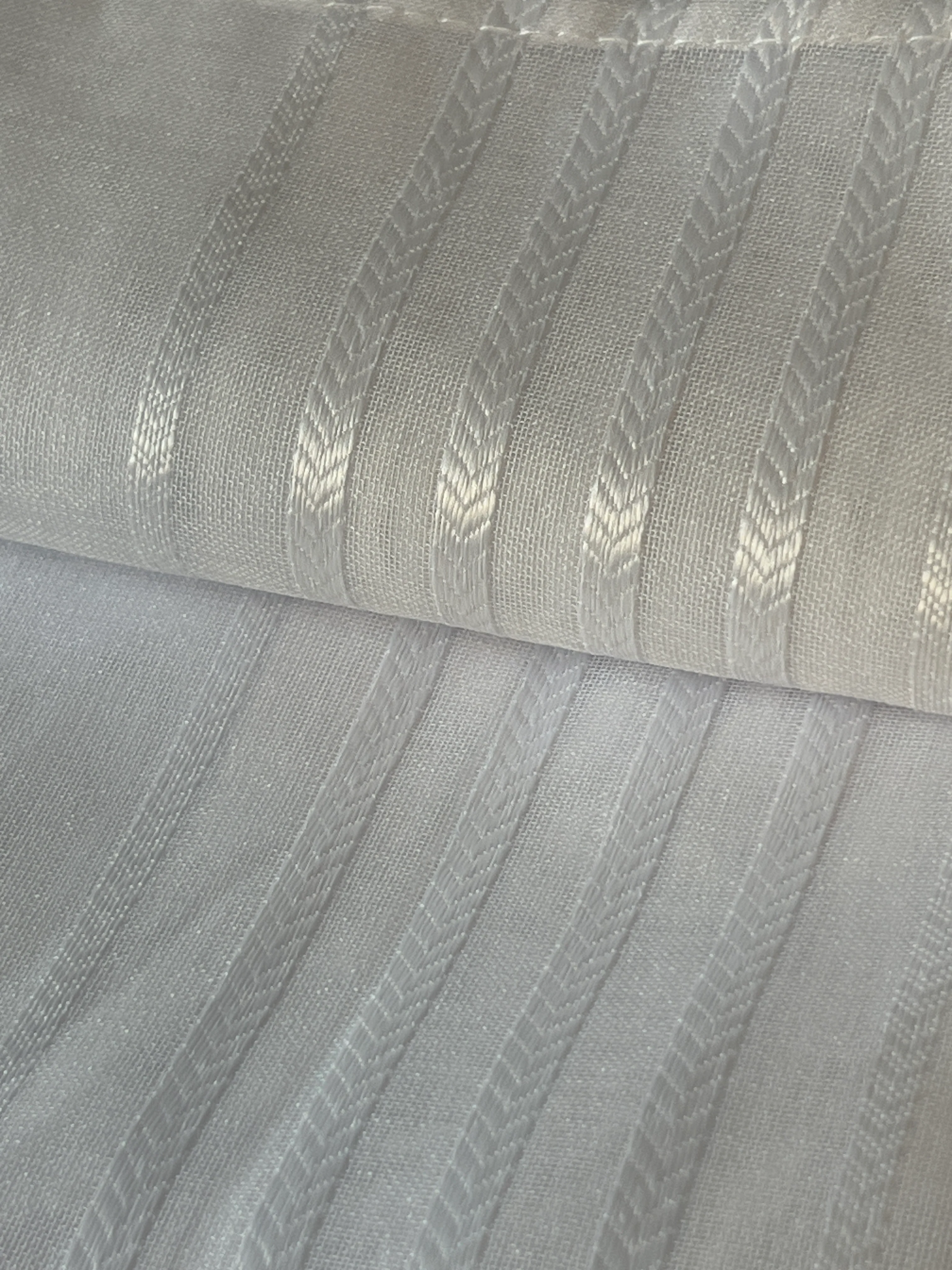 CORTINA VISILLO MODELO RUFFLE 140 X 240 CM - COLOR BLANCO (ANILLAS) – GÉRARD PASQUIER - Image 2