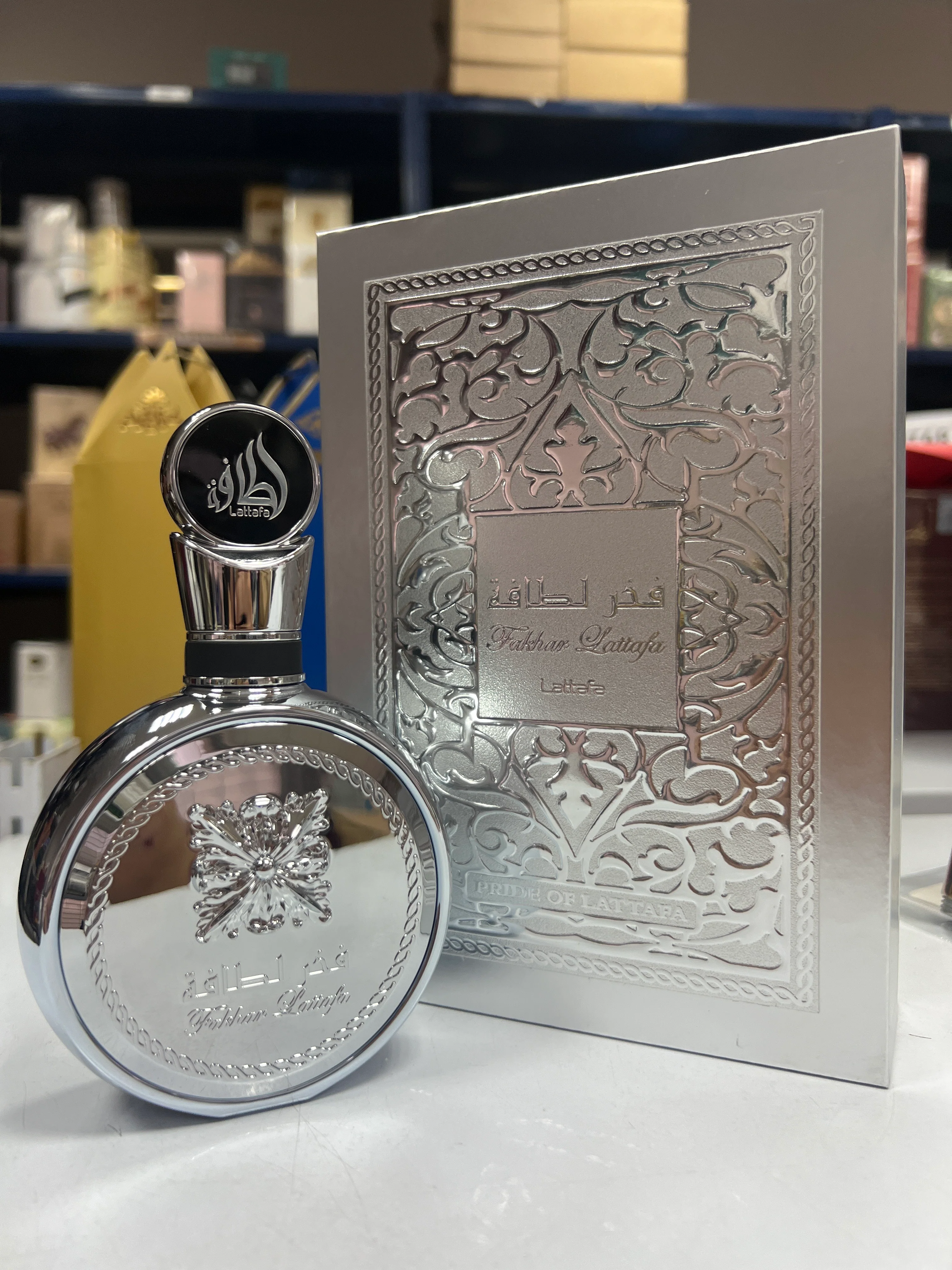 Fakhar Platinum – Lattafa (100 ml) · Perfume Árabe Masculino Fresco, Amaderado y Elegante - Image 5