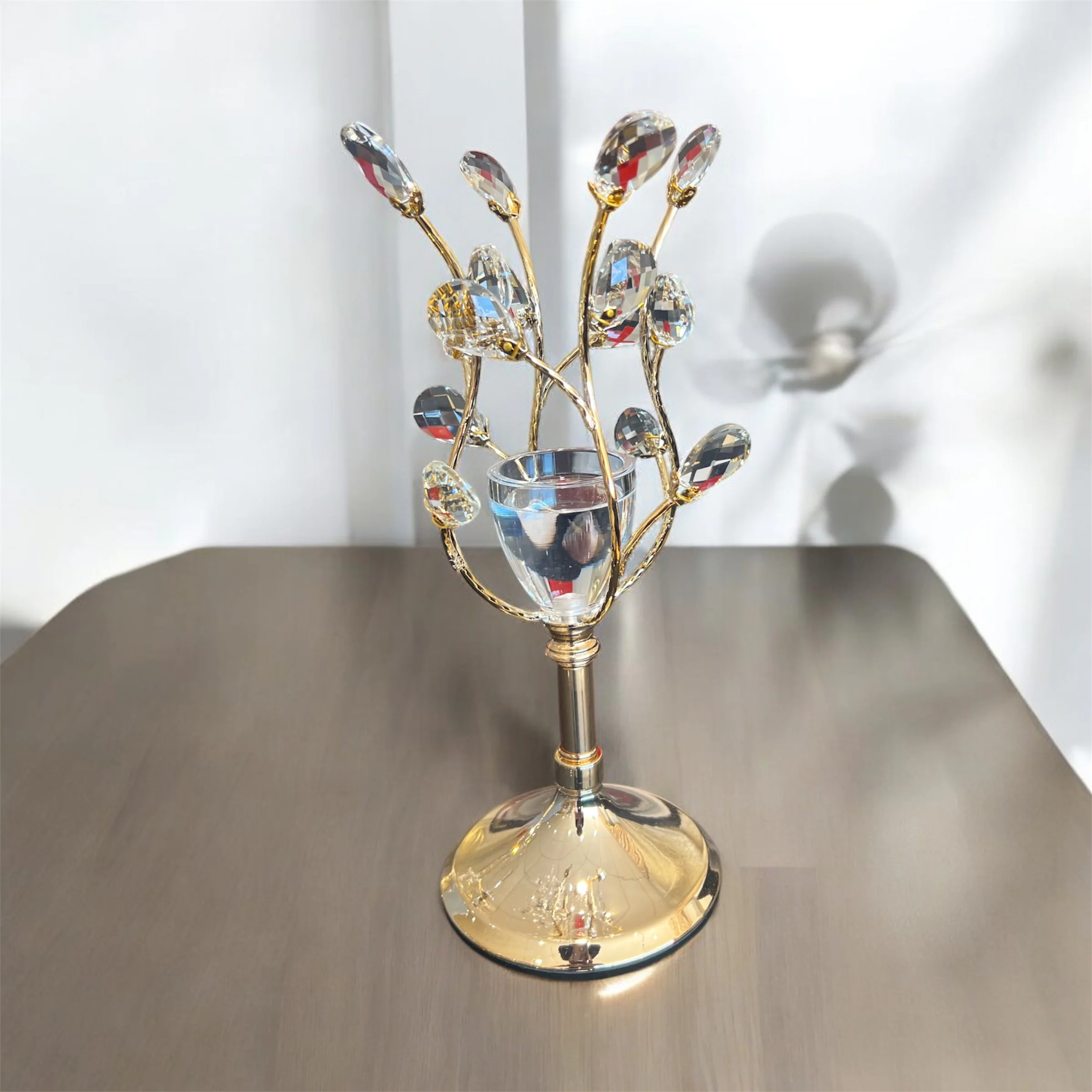 Portavelas de Cristal y Metal Dorado con Diseño de Ramas y Cristales Decorativos