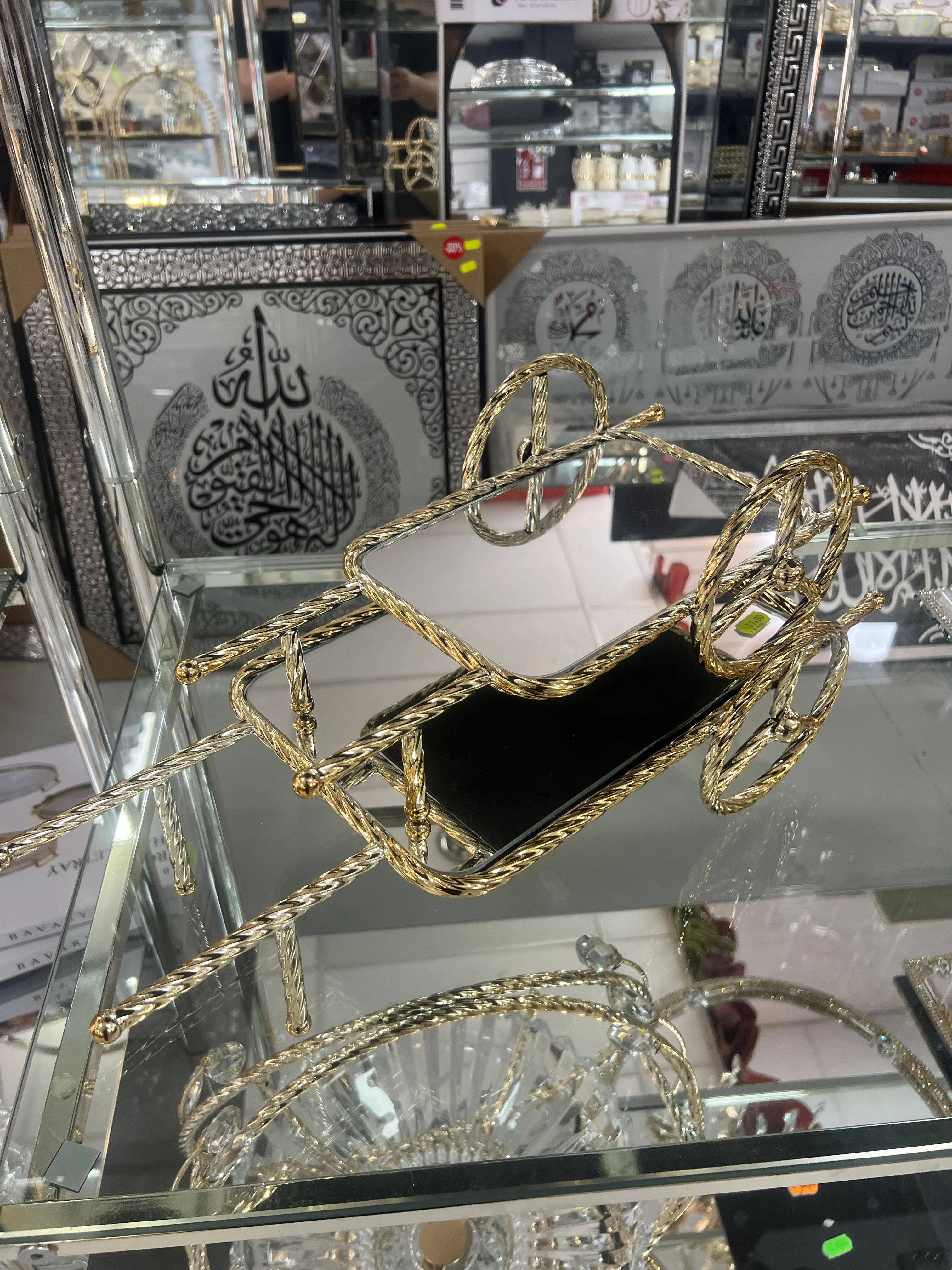 ✨ Carrito Decorativo Dorado con Espejo y Ruedas ✨ - Image 3