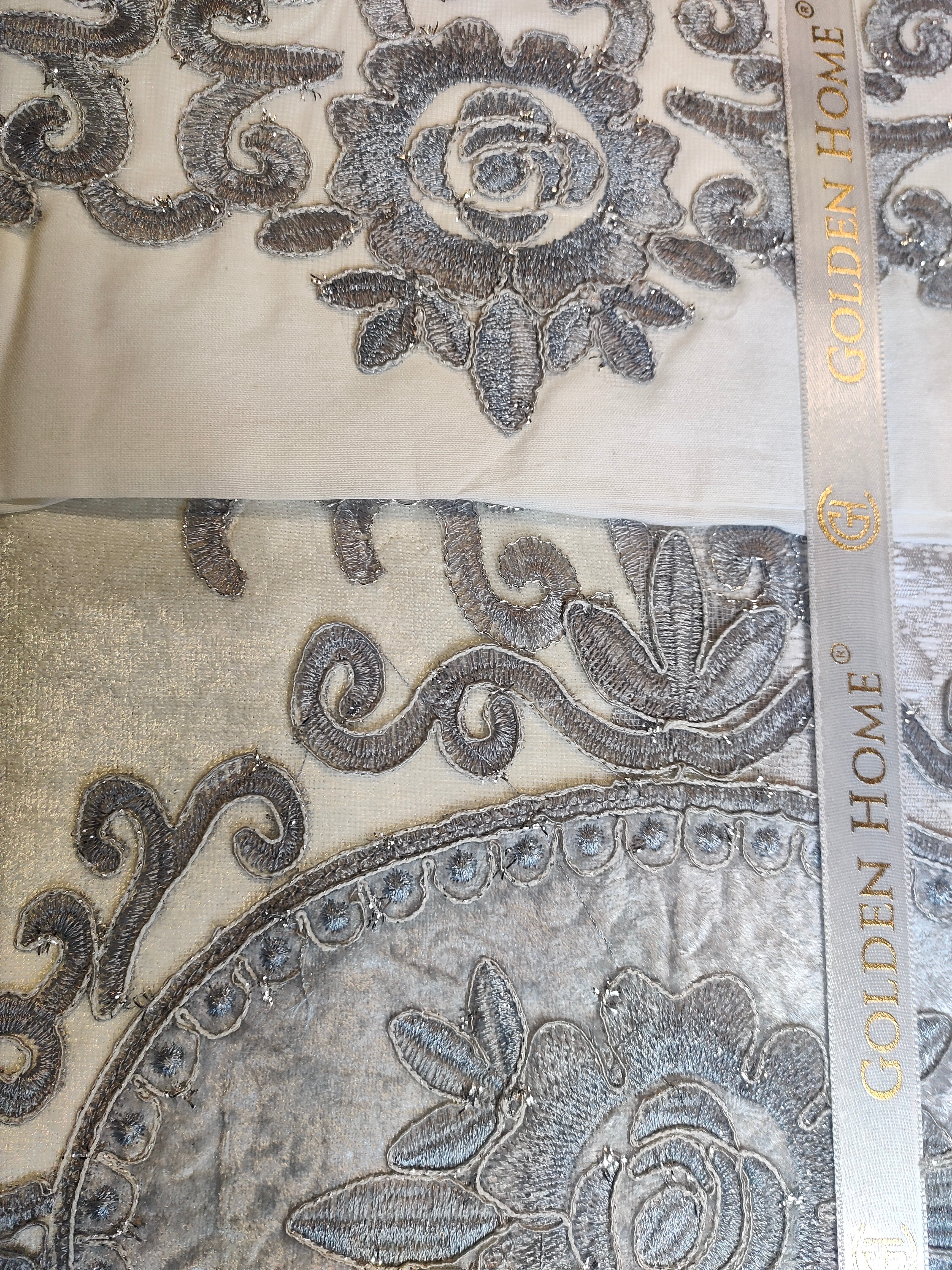 Juego de Cama para Novias "Clouds" – Elegancia y Diseño Clásico - COLOR GRIS - Image 6