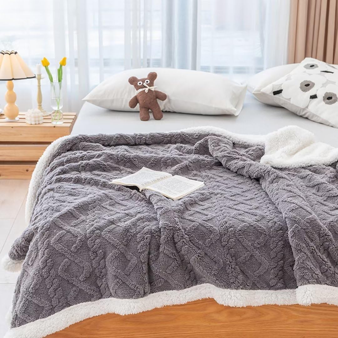 Manta Cama de Borrego 210x230 cm – Manta Doble Cara Franela y Sherpa, 100% Poliéster, Súper Suave y Muy Caliente para Invierno - Image 3