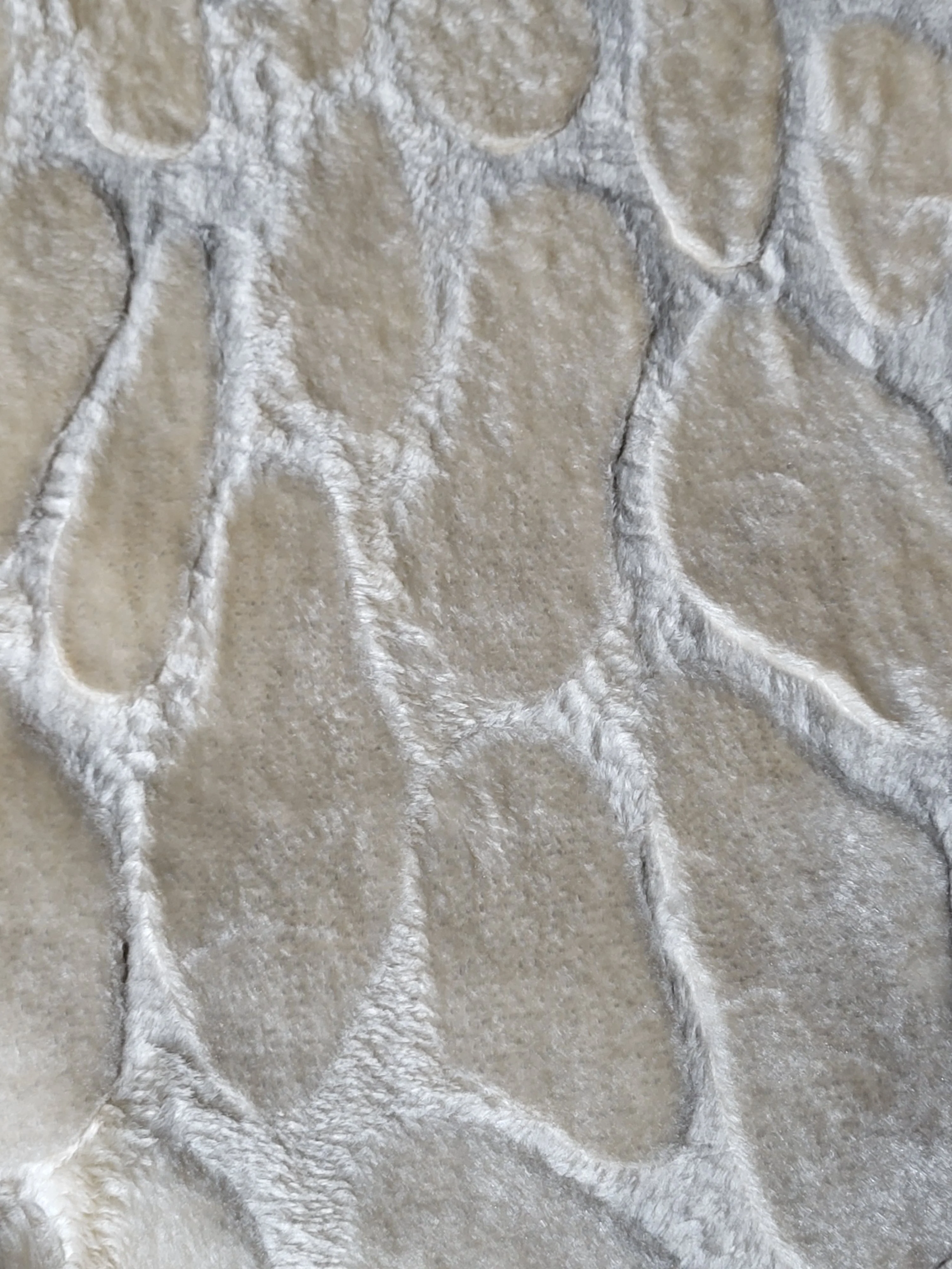 Manta Raschel 220 x 240 cm – 2 kg – 100% Poliéster - Image 3