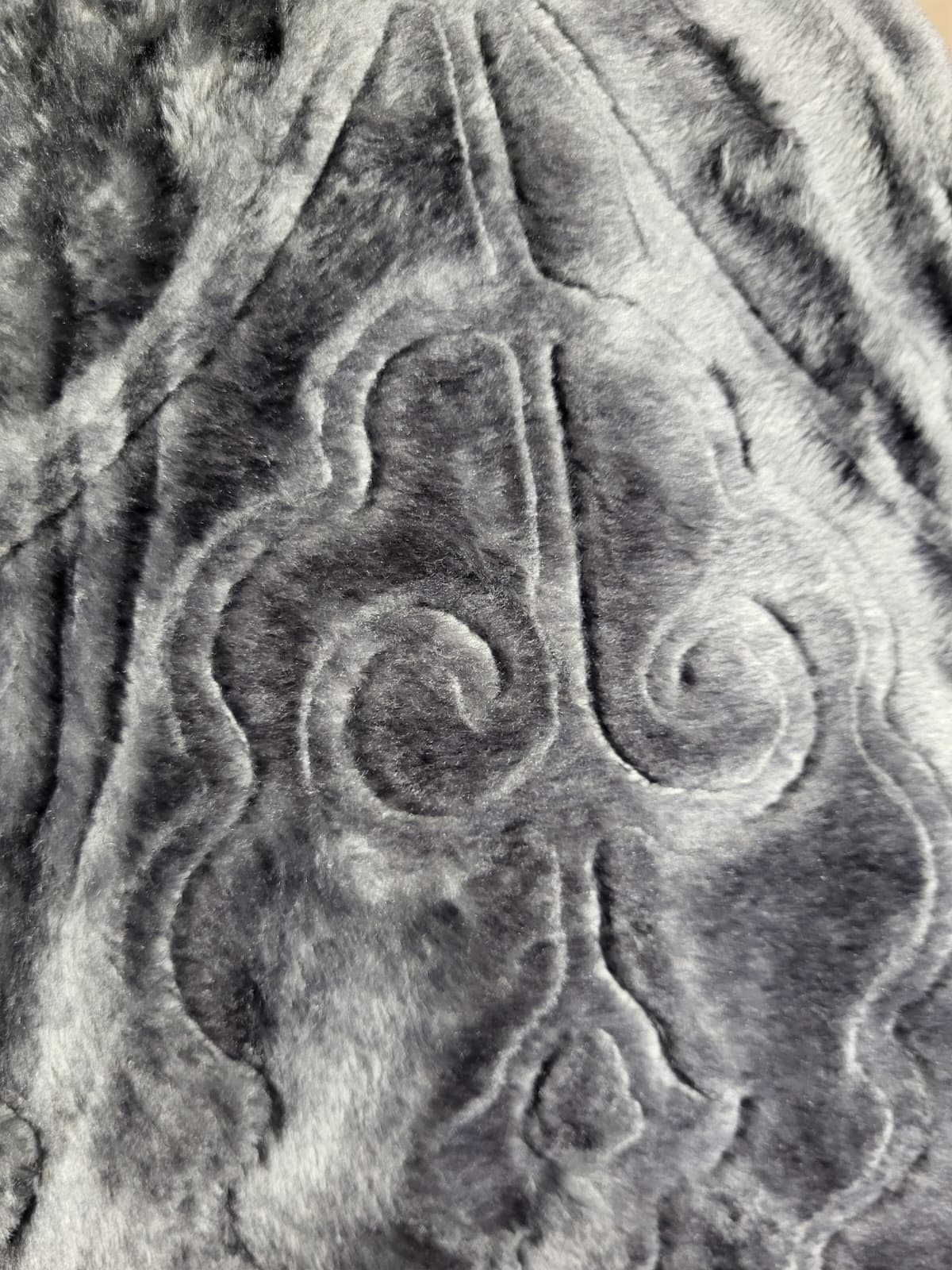 Manta Raschel 220 x 240 cm – 2 kg – 100% Poliéster - Image 4