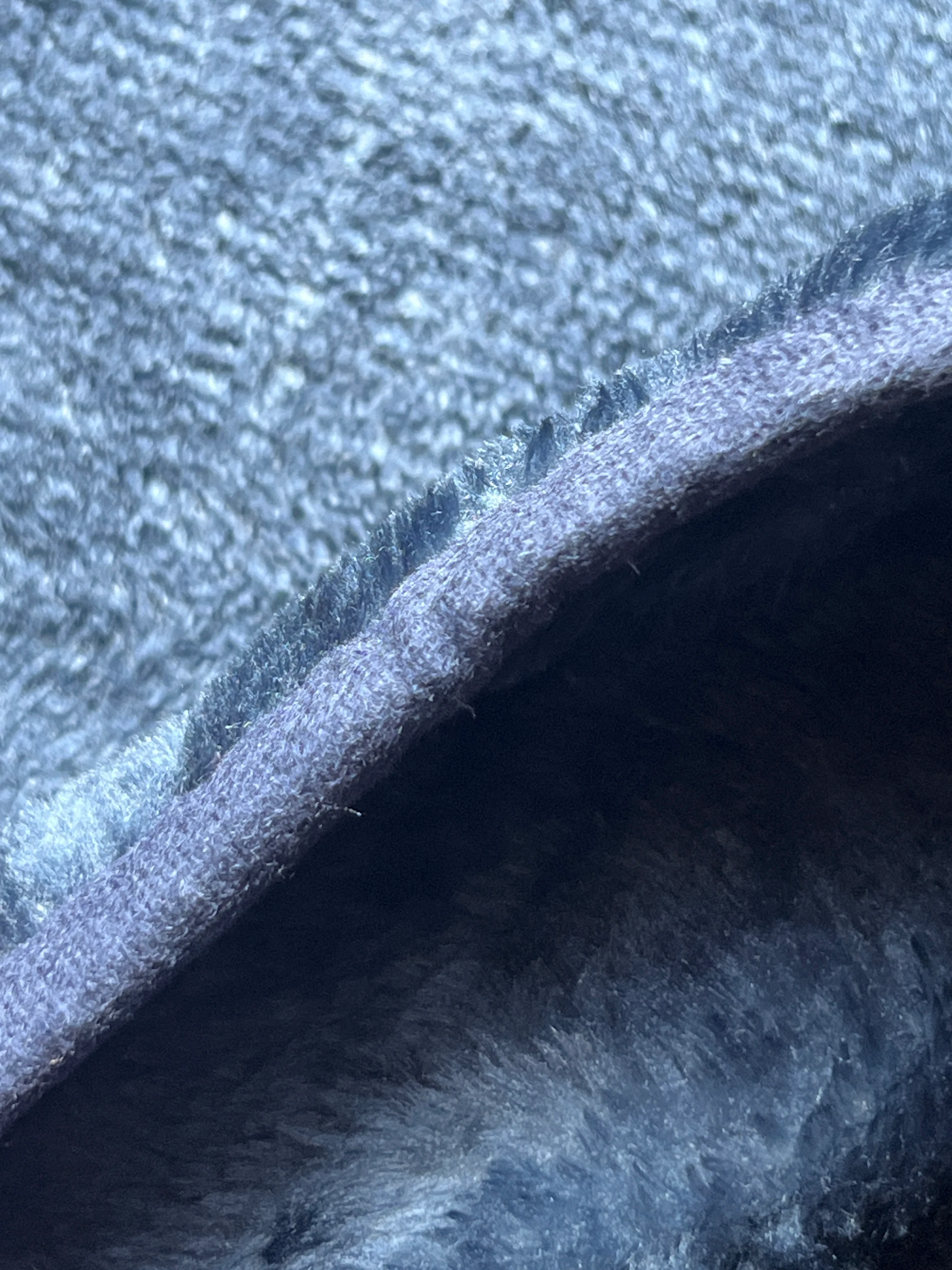 Manta Raschel 220 x 240 cm – 2 kg – 100% Poliéster - Image 3
