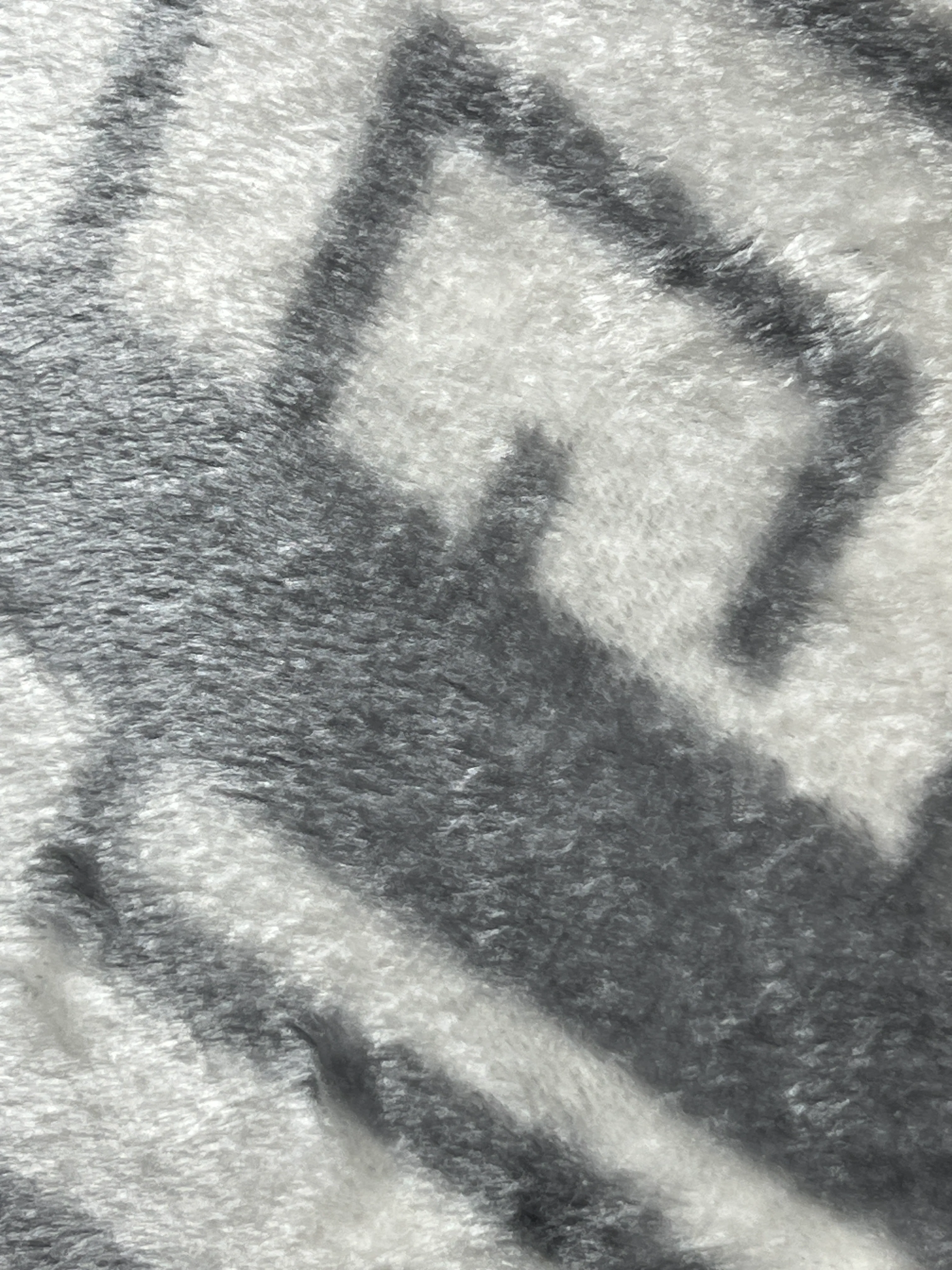 Manta Raschel 220 x 240 cm – 2 kg – 100% Poliéster - Image 2