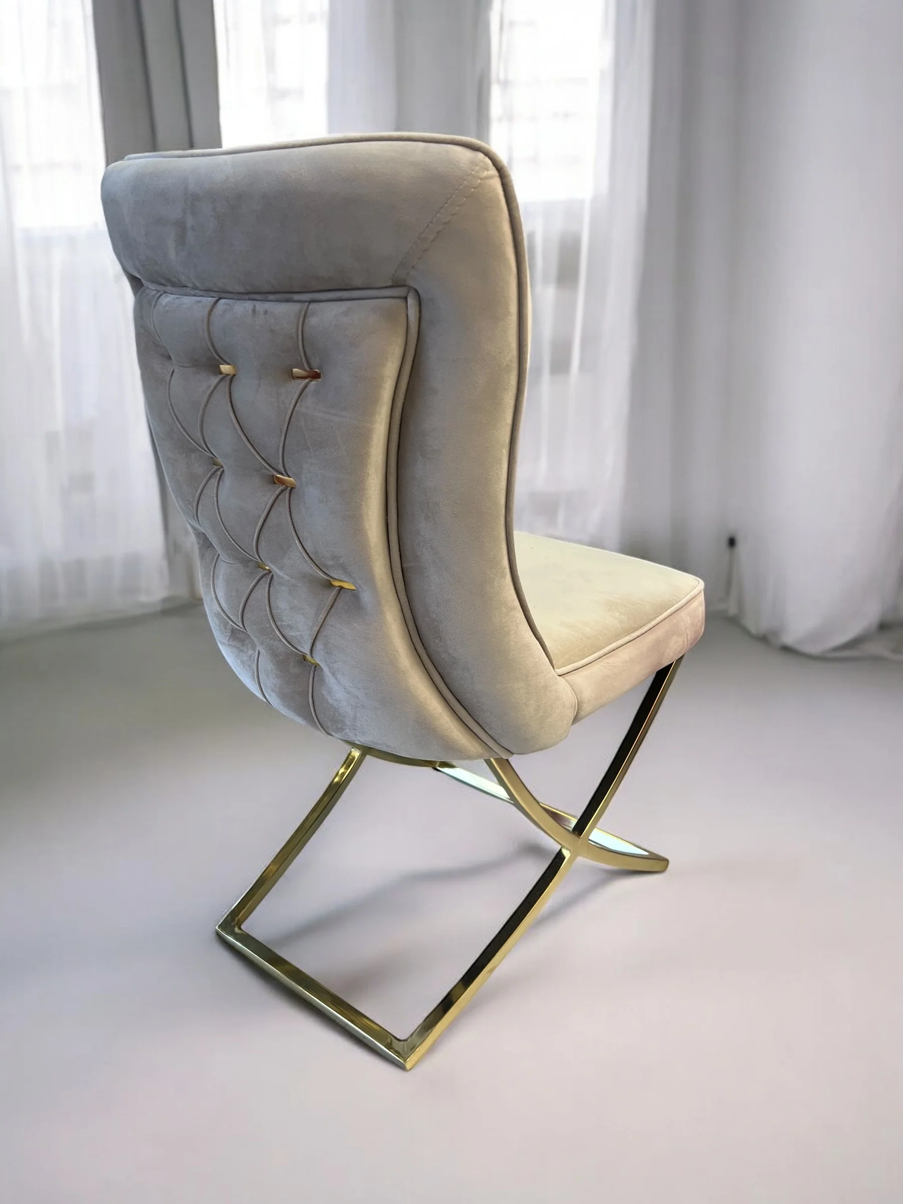 Silla de Comedor de Lujo Modelo "Clover V-03" - Tapizado Beige V-03 y Patas Doradas ✨ - Image 6