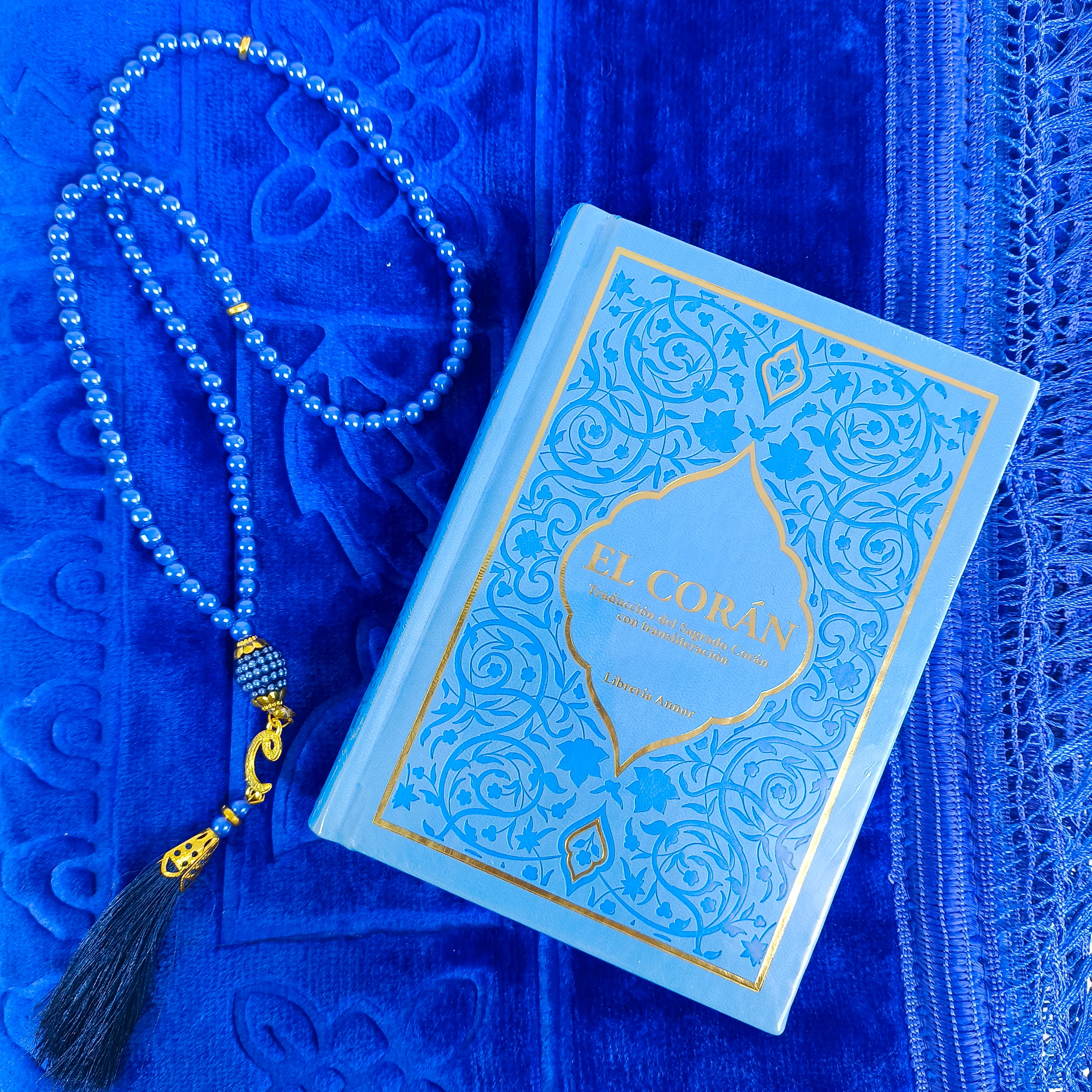 Pack Completo de Oración Islámica – Alfombra de Rezo + El Corán (Traducción al Español) + Tasbeeh a Juego