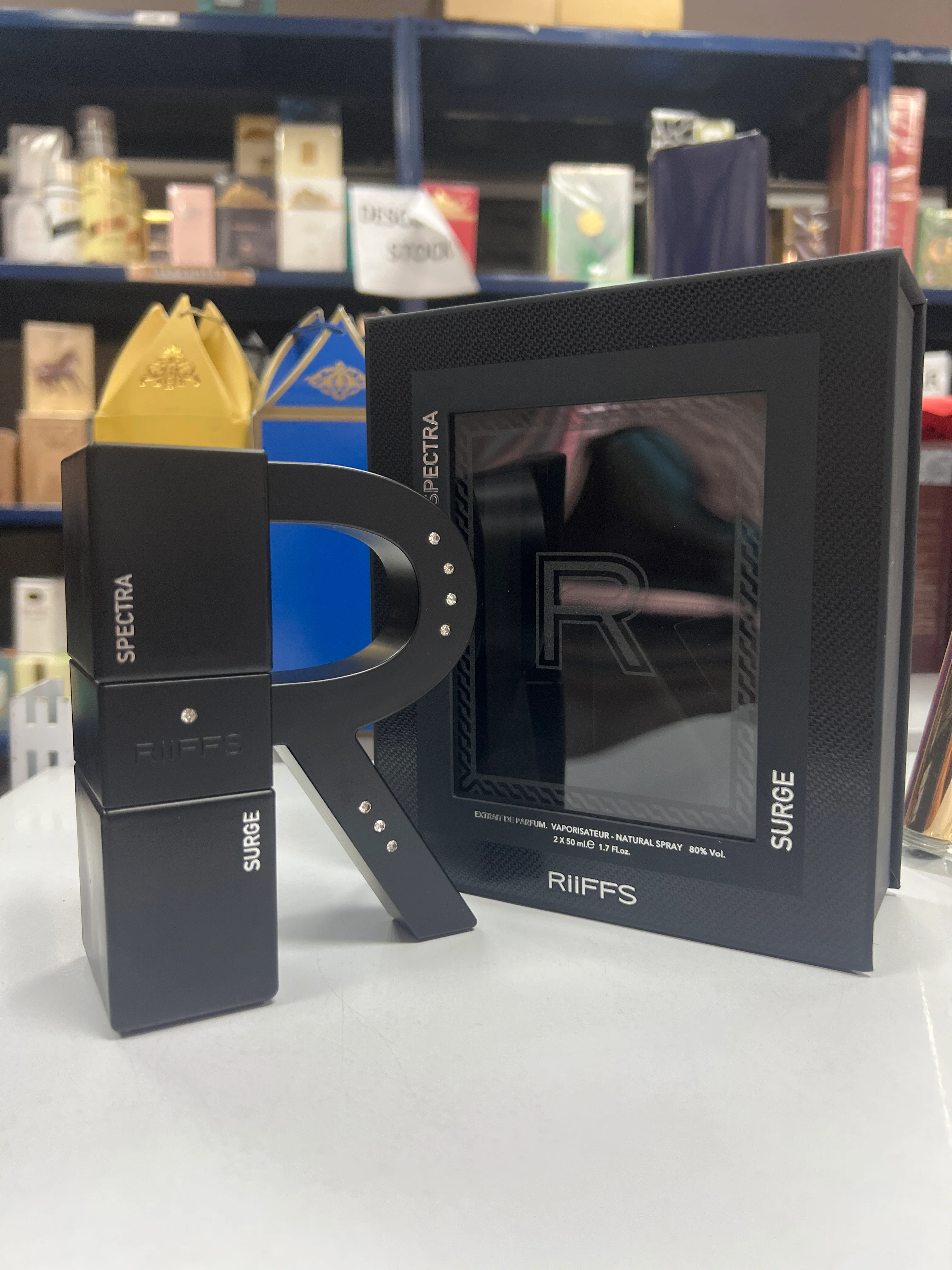 Spectra Surge – Riffs Parfums (100 ml EDP) · Perfume Árabe Unisex Estilo Bleu de Chanel con Toques Amaderados y Cítricos - Image 3