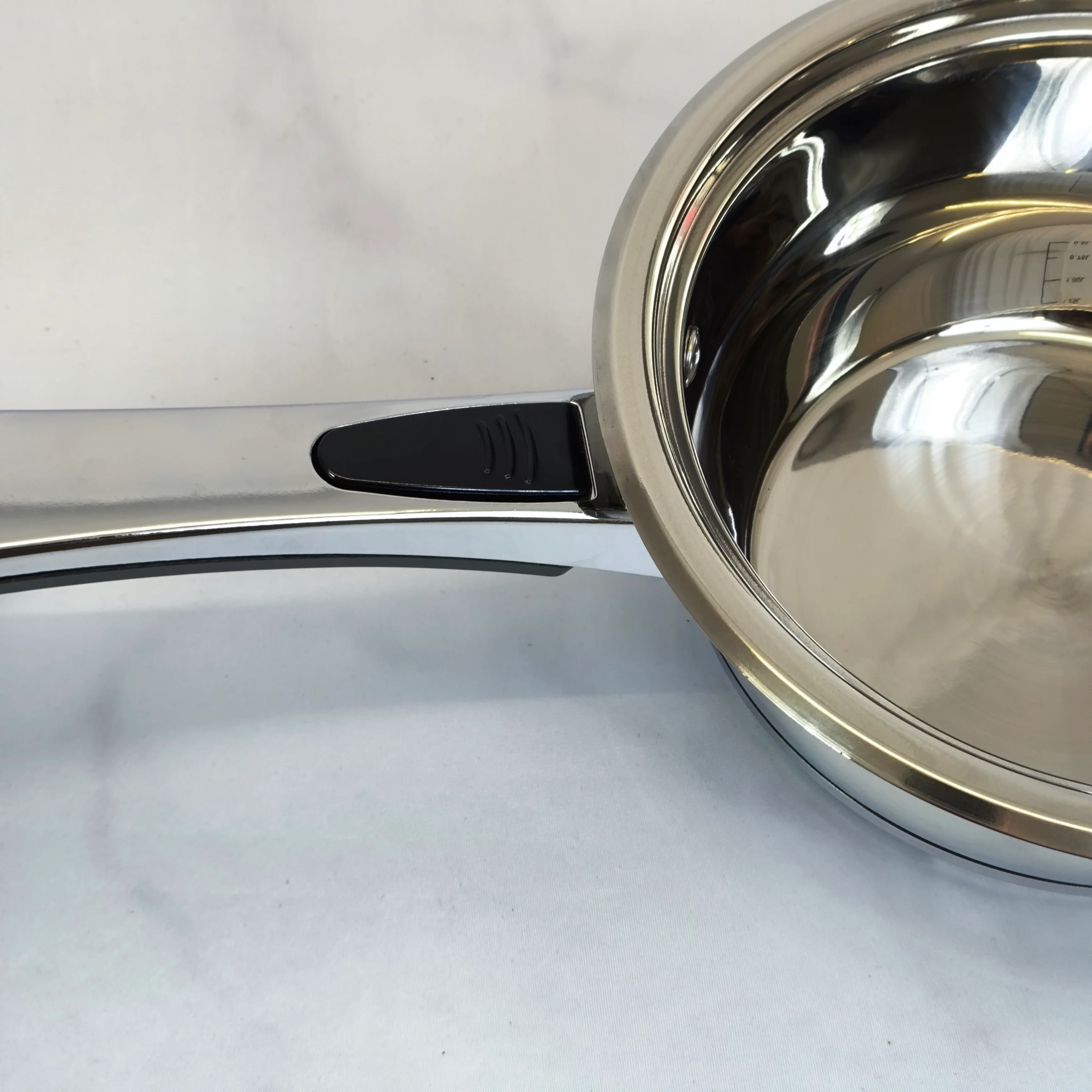 🥘 Batería de Cocina Premium de Acero Inoxidable con Control de Temperatura – 9 Piezas - Image 18