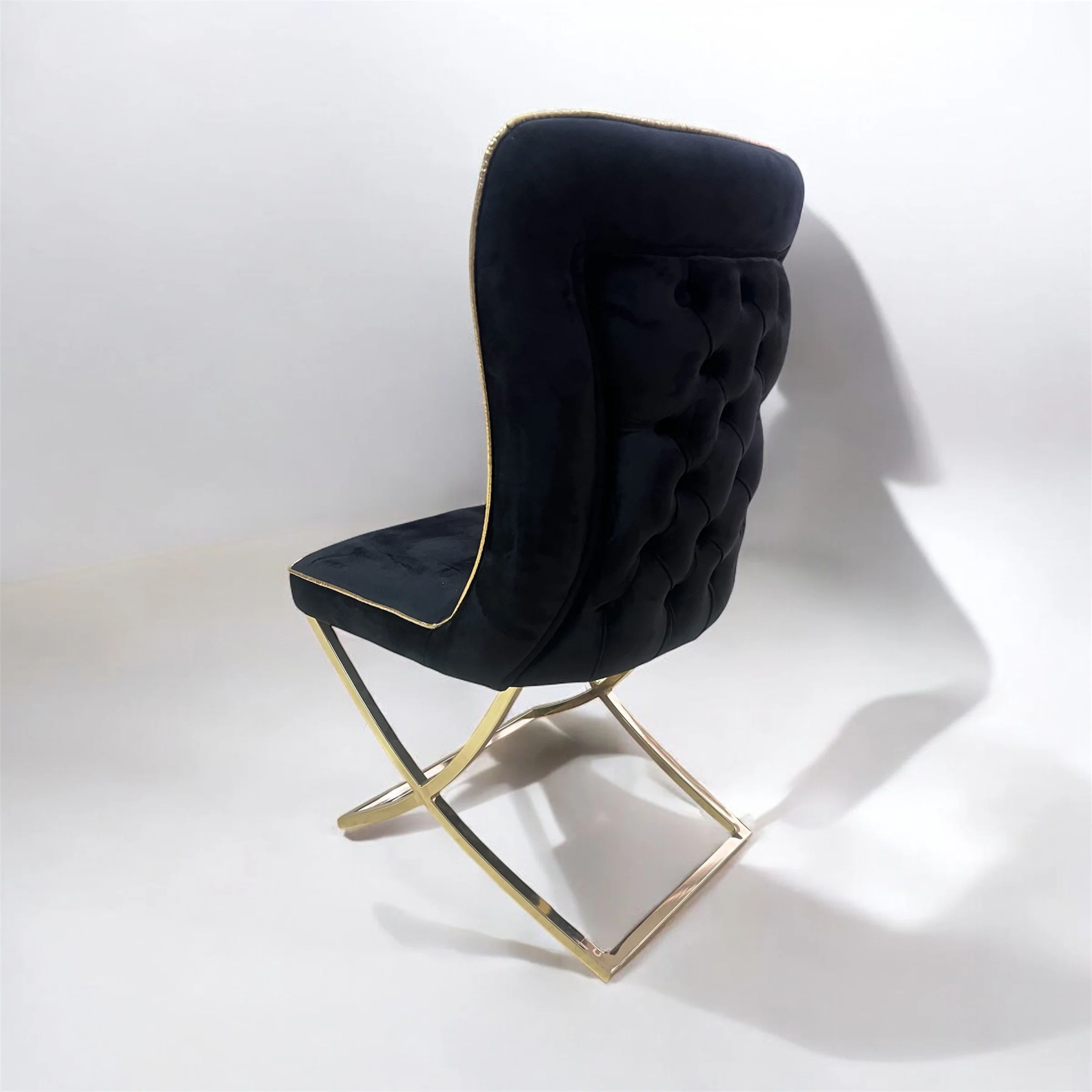 Silla terciopelo BONGOKING para comedor negro dorado , patas de metal dorado