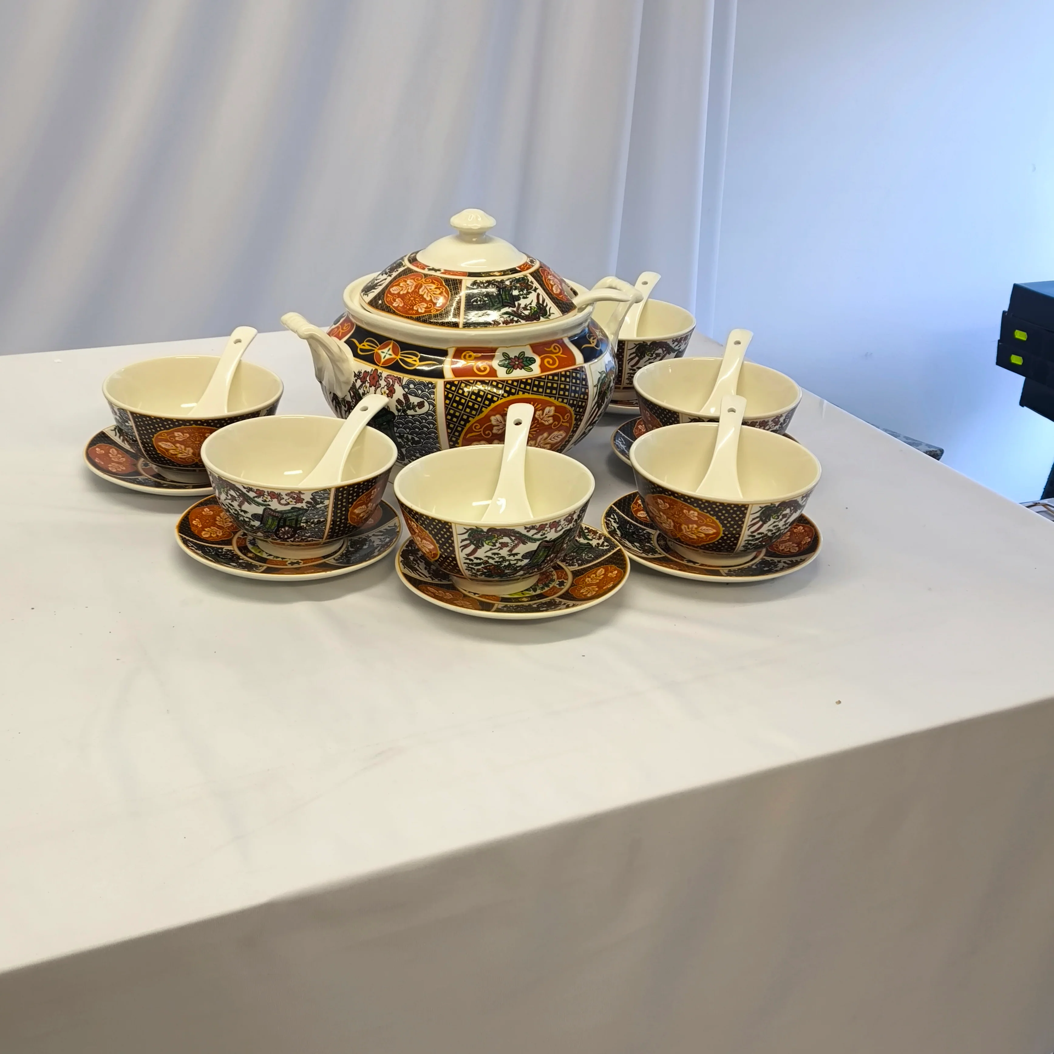 Juego de Sopa Oriental  – 3L-Tazón Grande con 6 Bowls, Platos y Cucharas (Diseño Tradicional Asiático) - Image 3