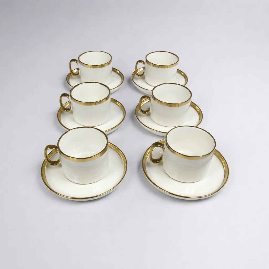 Set de 6 Tazas de Porcelana con Platillos y Detalles Dorados – Juego Elegante para Café o Té - Image 3