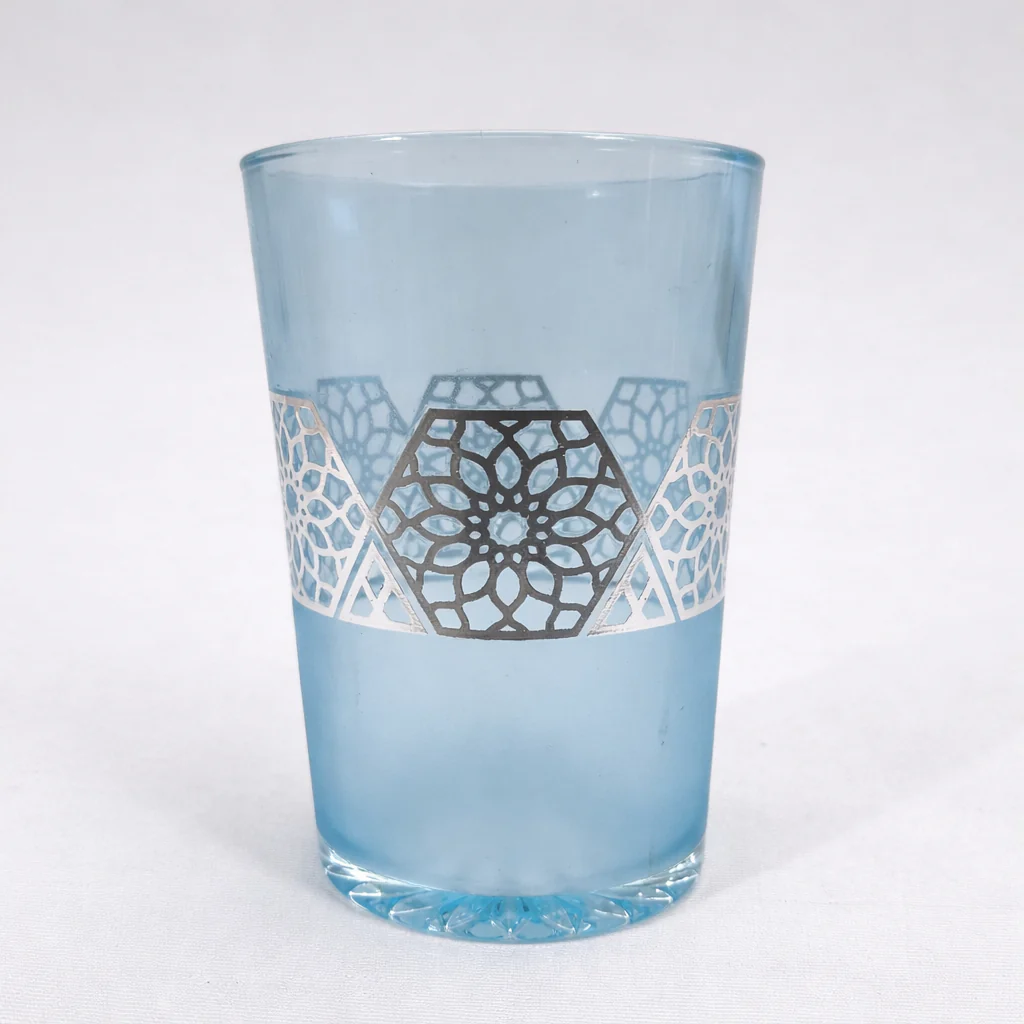 Set de 12 Vasos Marroquíes de Vidrio Colores Surtidos con Diseño Geométrico - Image 3