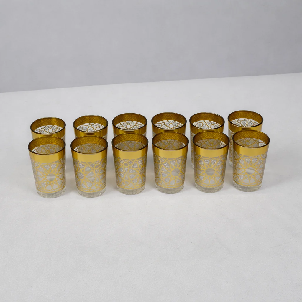 Set de 12 Vasos Marroquíes de Cristal con Detalles Dorados - Image 2